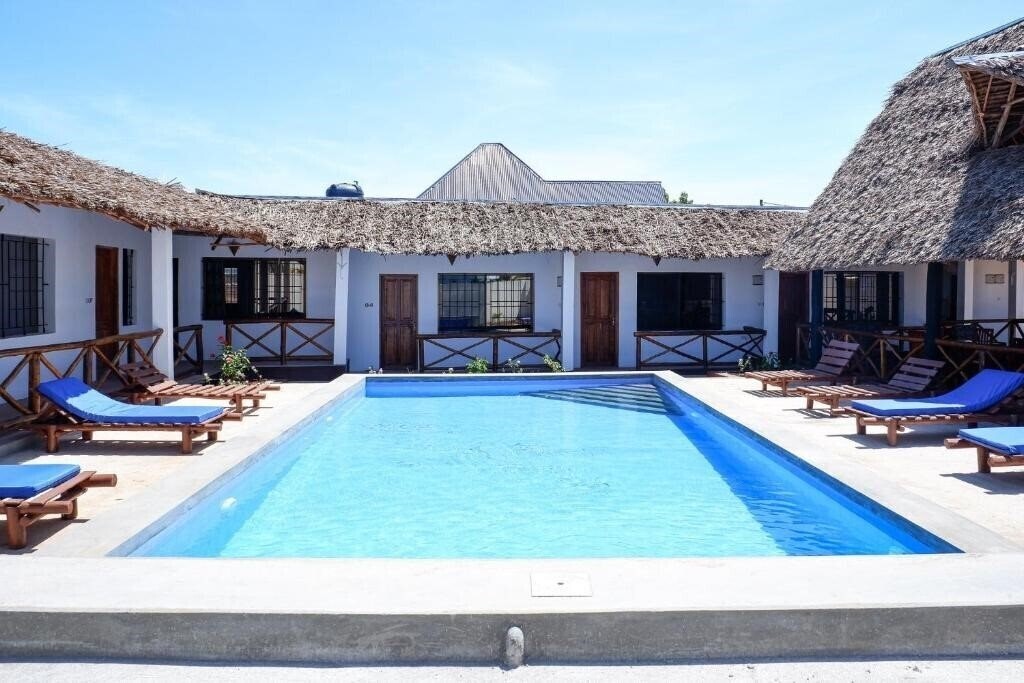 Отель Nungwi Heritage Resort 5*