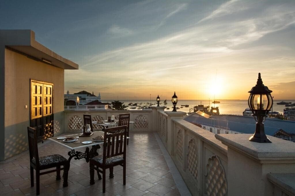 Зображення Golden Tulip Stone Town Boutique Hotel 4*