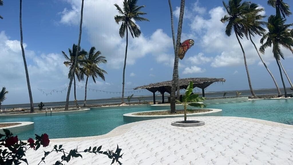 Картинка Antonio Beach Hotel & SPA 4*