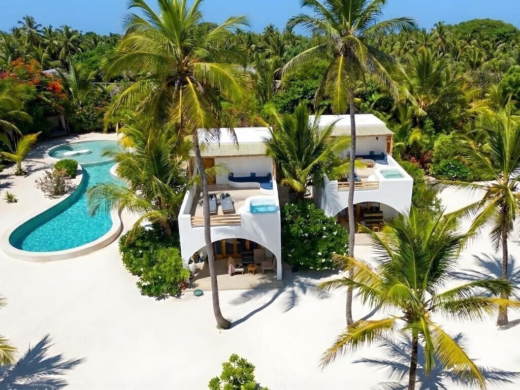 Готель Kijani Beach Villas 4*