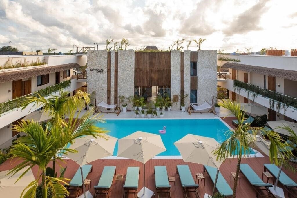 Готель Samawa Living 4*