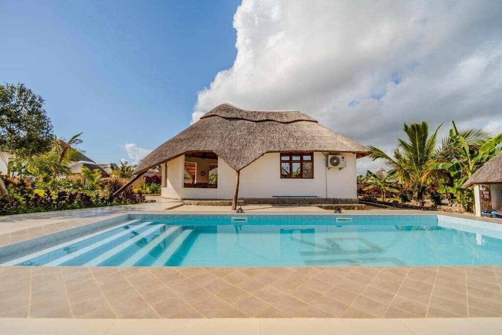 Картинка Zaria Garden Bungalows 3*