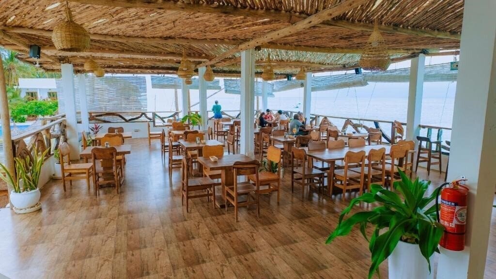 Фото Jambo Resort by Mambo Hotels 4*