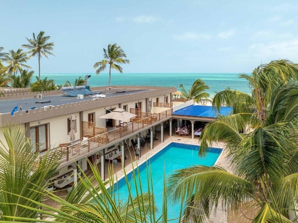 Готель Blackstone Beach Resort 4*