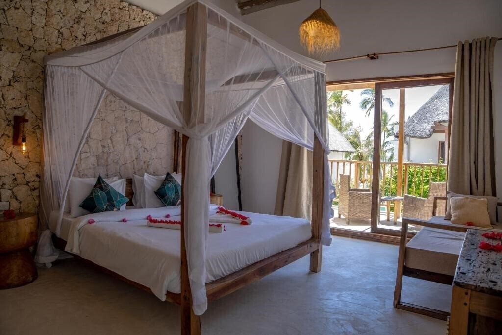 Изображение Natural Park Villa Resort 4*