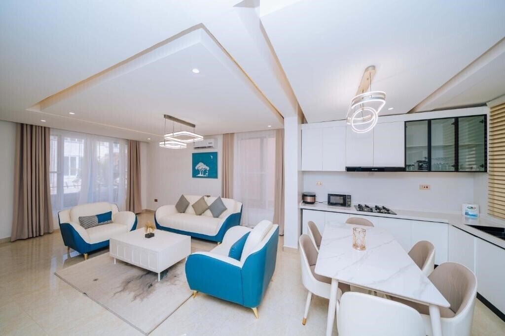 Картинка Royal Apartments 4*