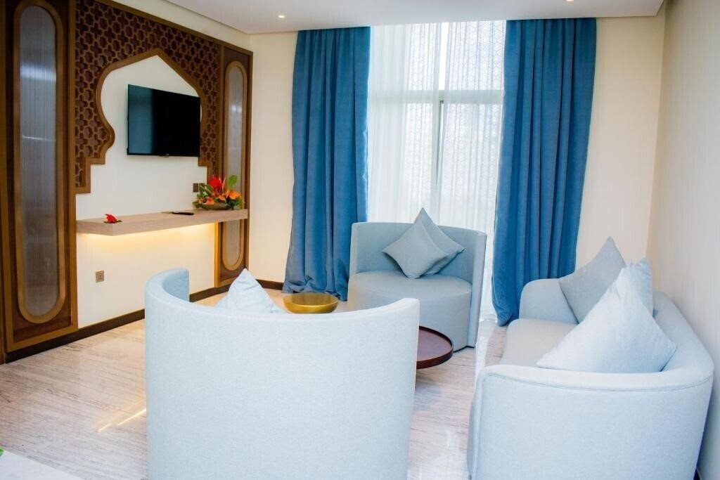 Фото Golden Tulip Zanzibar Airport 4*