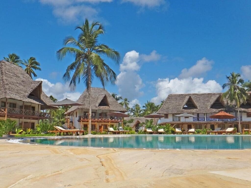 Отель Pongwe Bay Resort 4*