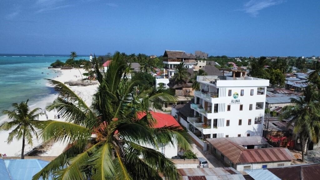 Готель Aluna Beach Apartments (Nungwi) 4*