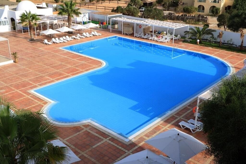 Отель Riadh Meninx Djerba 4*