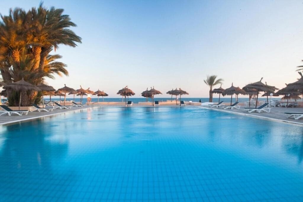 Готель El Mouradi Djerba Menzel 4*