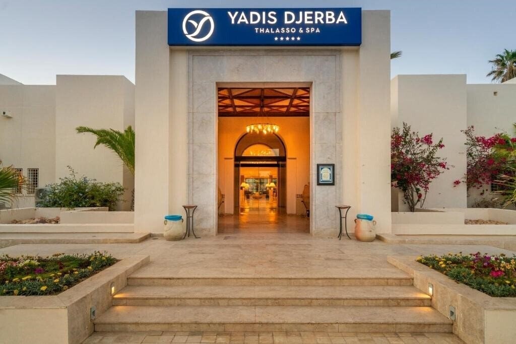 Готель Yadis Djerba Golf Thalasso & SPA 4*