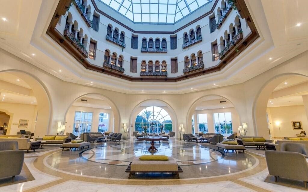 Готель El Mouradi Hotel Gammarth 5*
