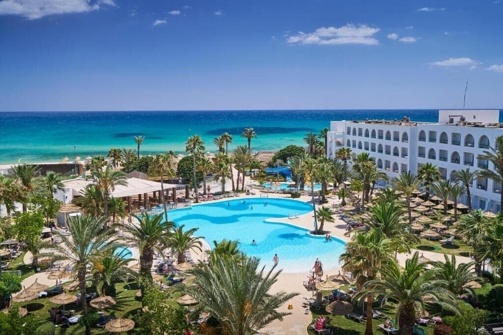 Готель Nozha Beach Resort & SPA 4*