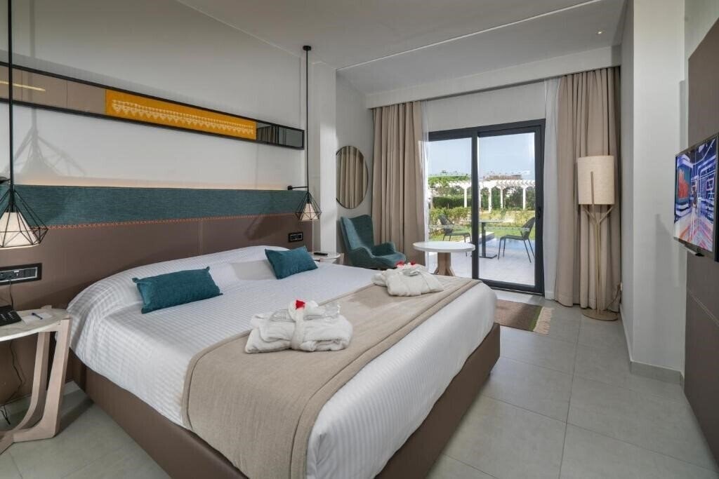 Фото The Mirage Resort & SPA (ex. Club Med, The Mirage Resort, Mirage Beach Club, Iberostar Selection Mirage Hammamet) 5*
