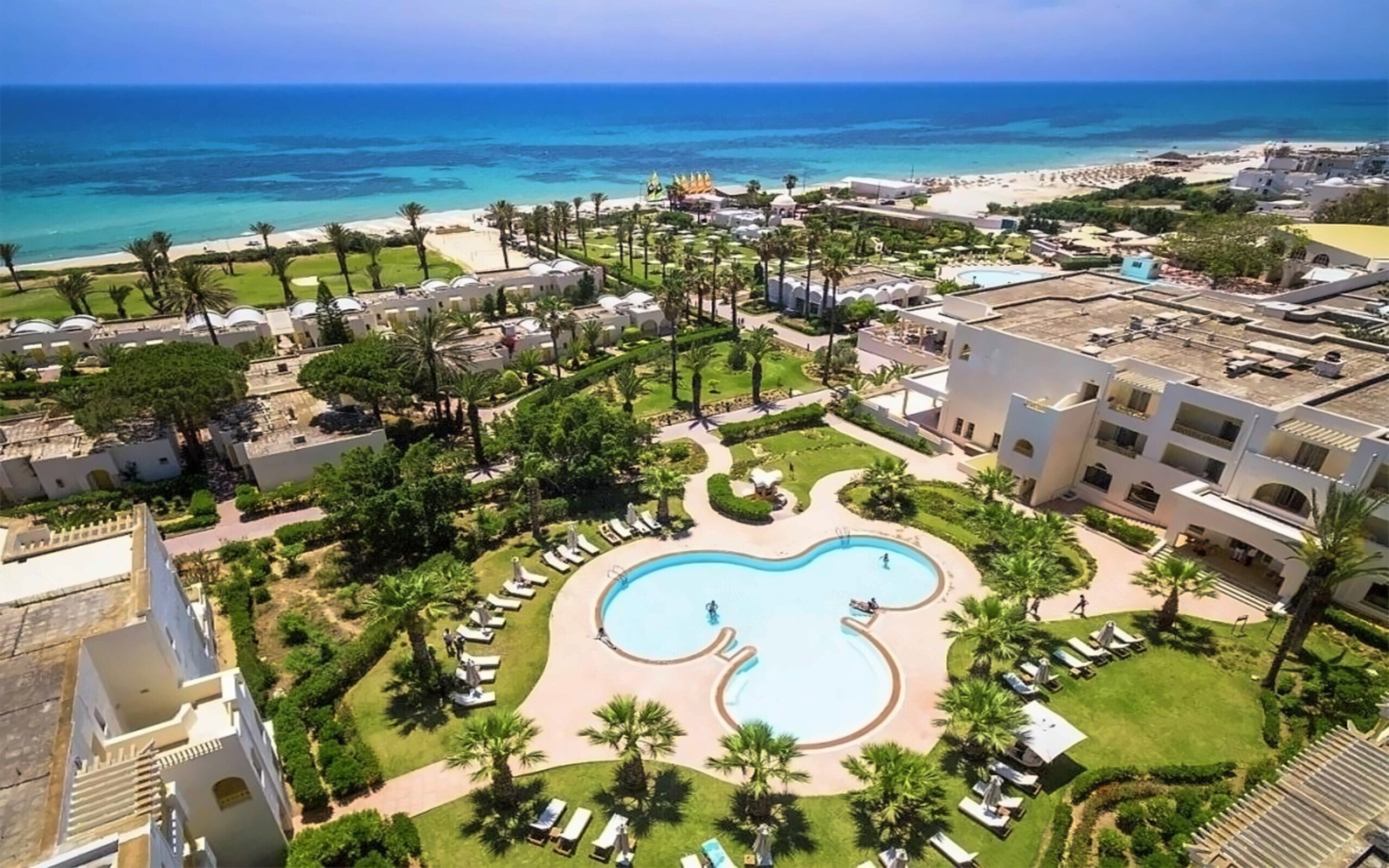 Готель Calimera Delfino Beach Resort & SPA 4*