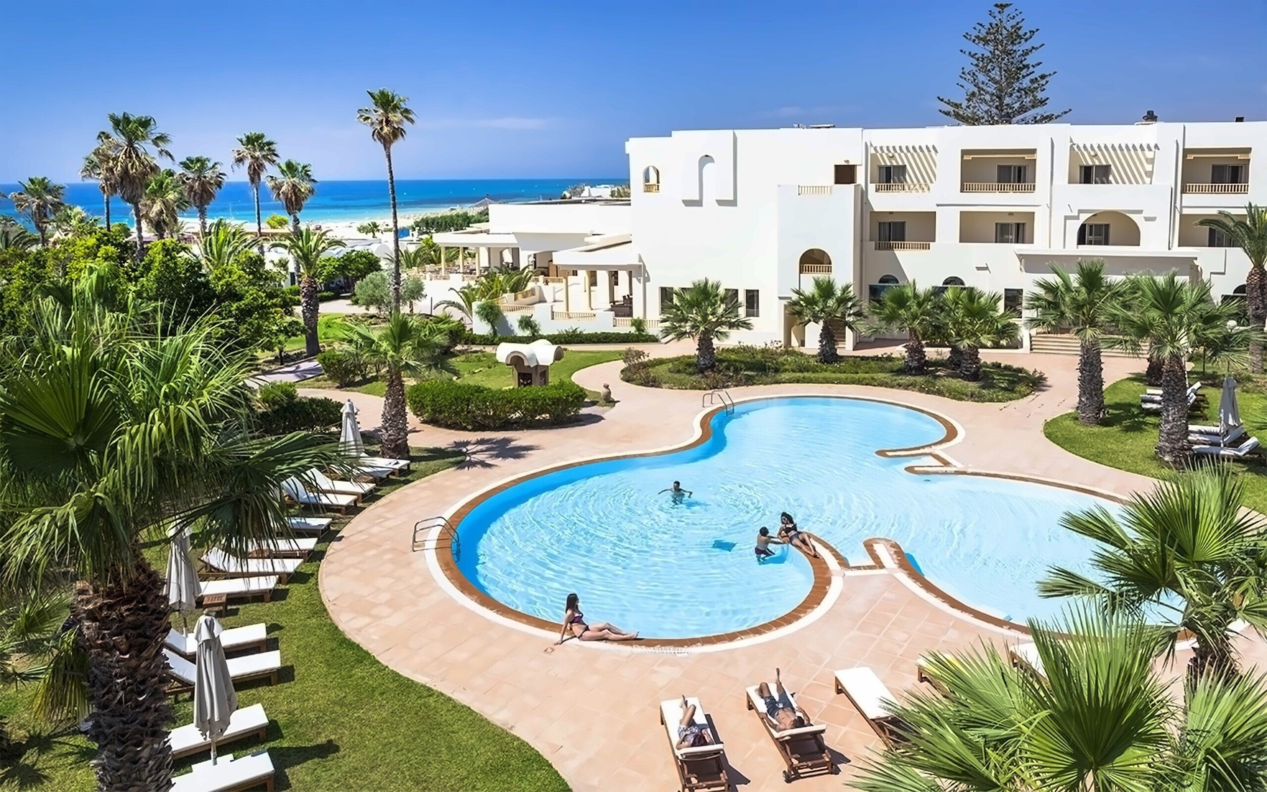 Фото Calimera Delfino Beach Resort & SPA 4*