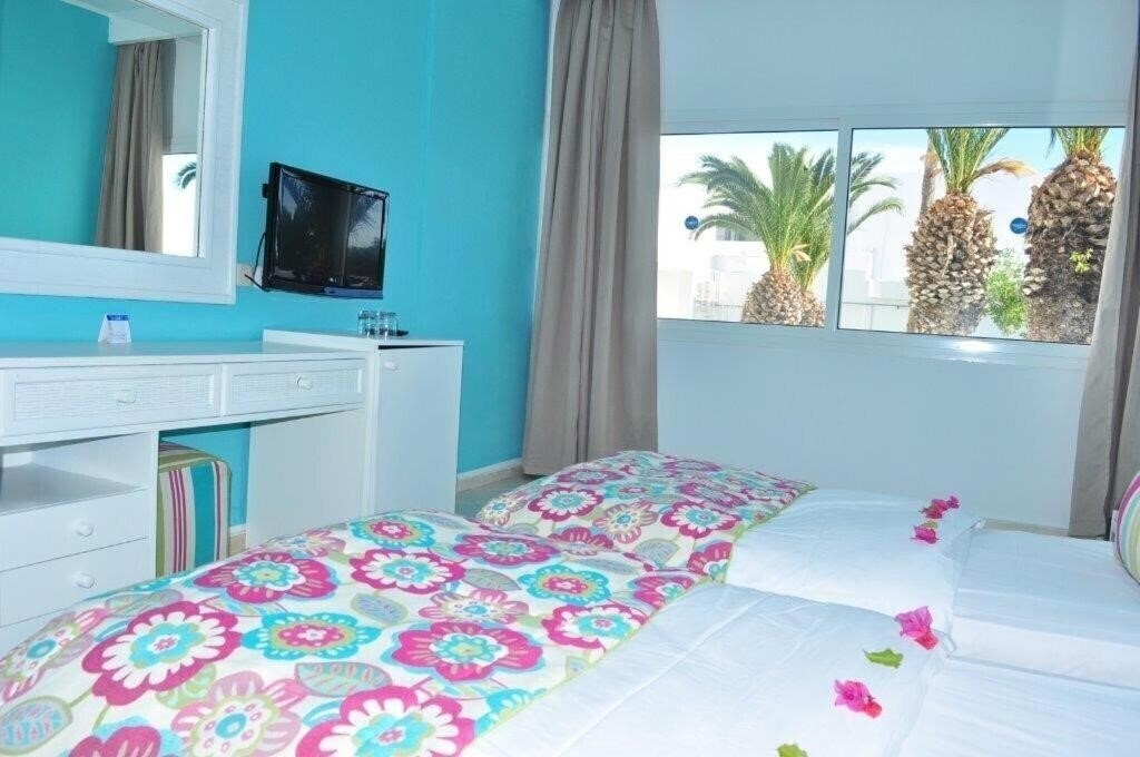 Фото Club Venus 4*