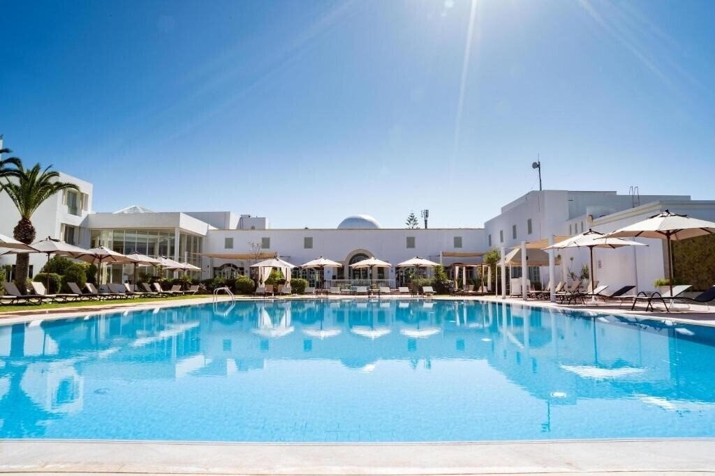 Картинка TMK Flora Park 4*