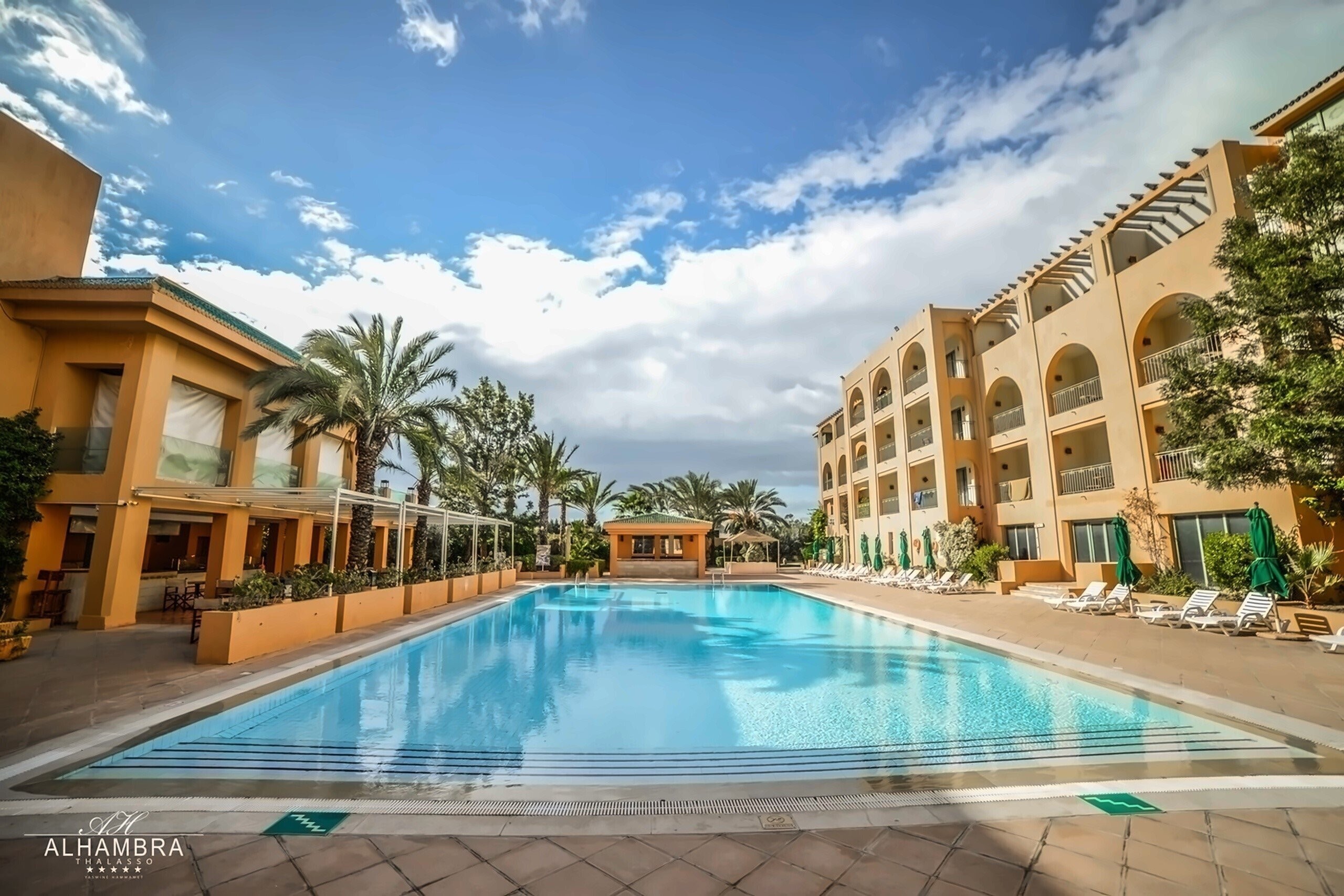Отель Warwick Alhambra Thalasso 5*