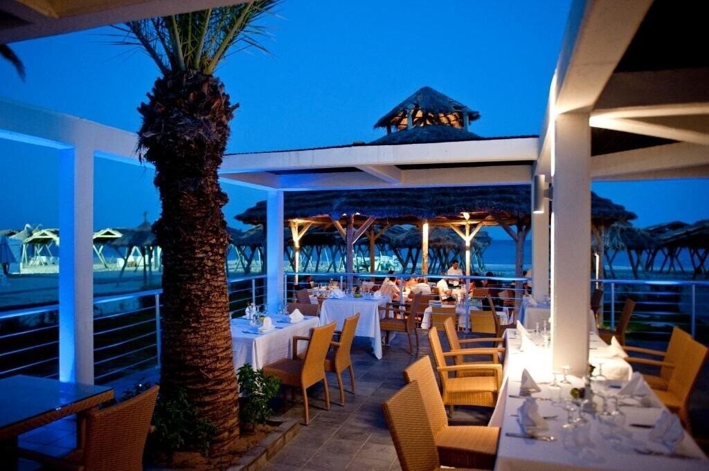 Картинка The Orangers Beach Resort & Bungalows 4*