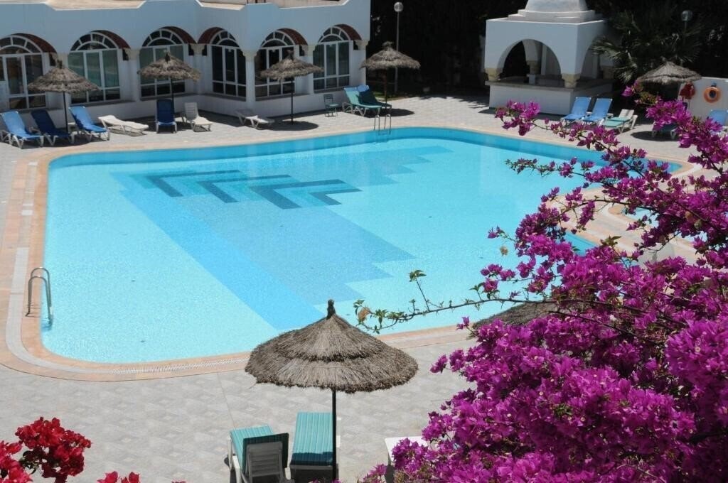 Отель Menara Hotel 4*