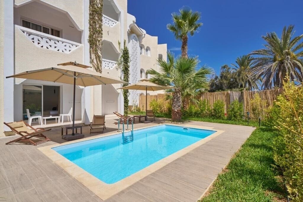 Фотографія Mahdia Beach & Aqua Park (ex. LTI-Mahdia Beach) 4*