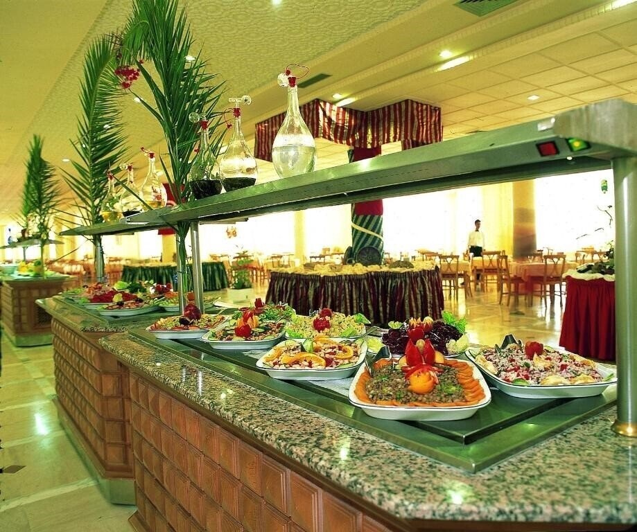 Фото El Mouradi Skanes 4*