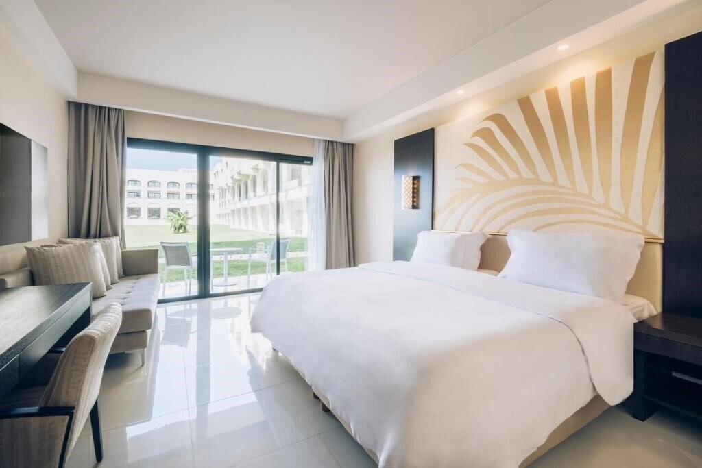 Фото Iberostar Selection Kuriat Palace 5*