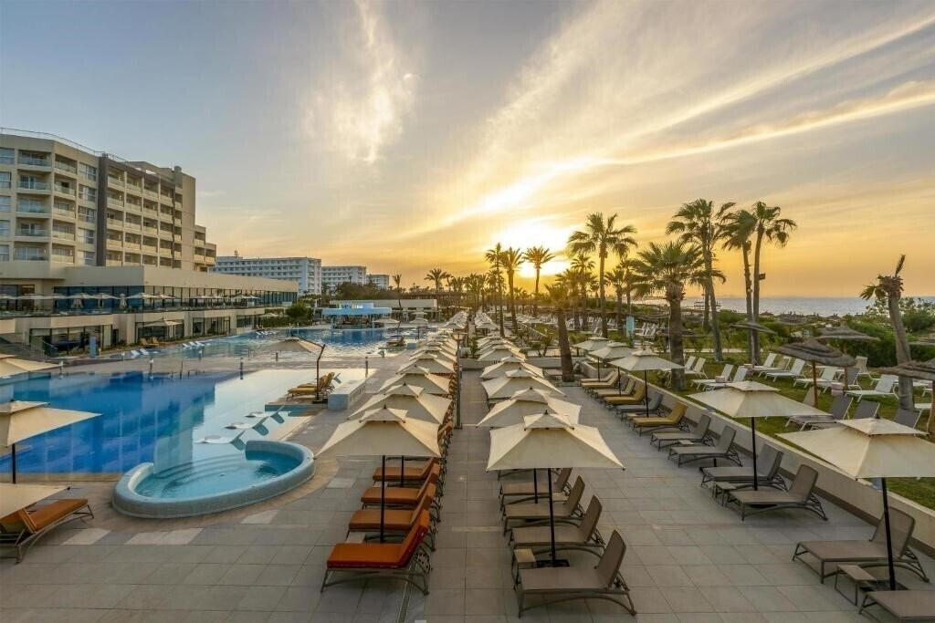 Картинка Hilton Skanes Monastir Beach Resort 5*