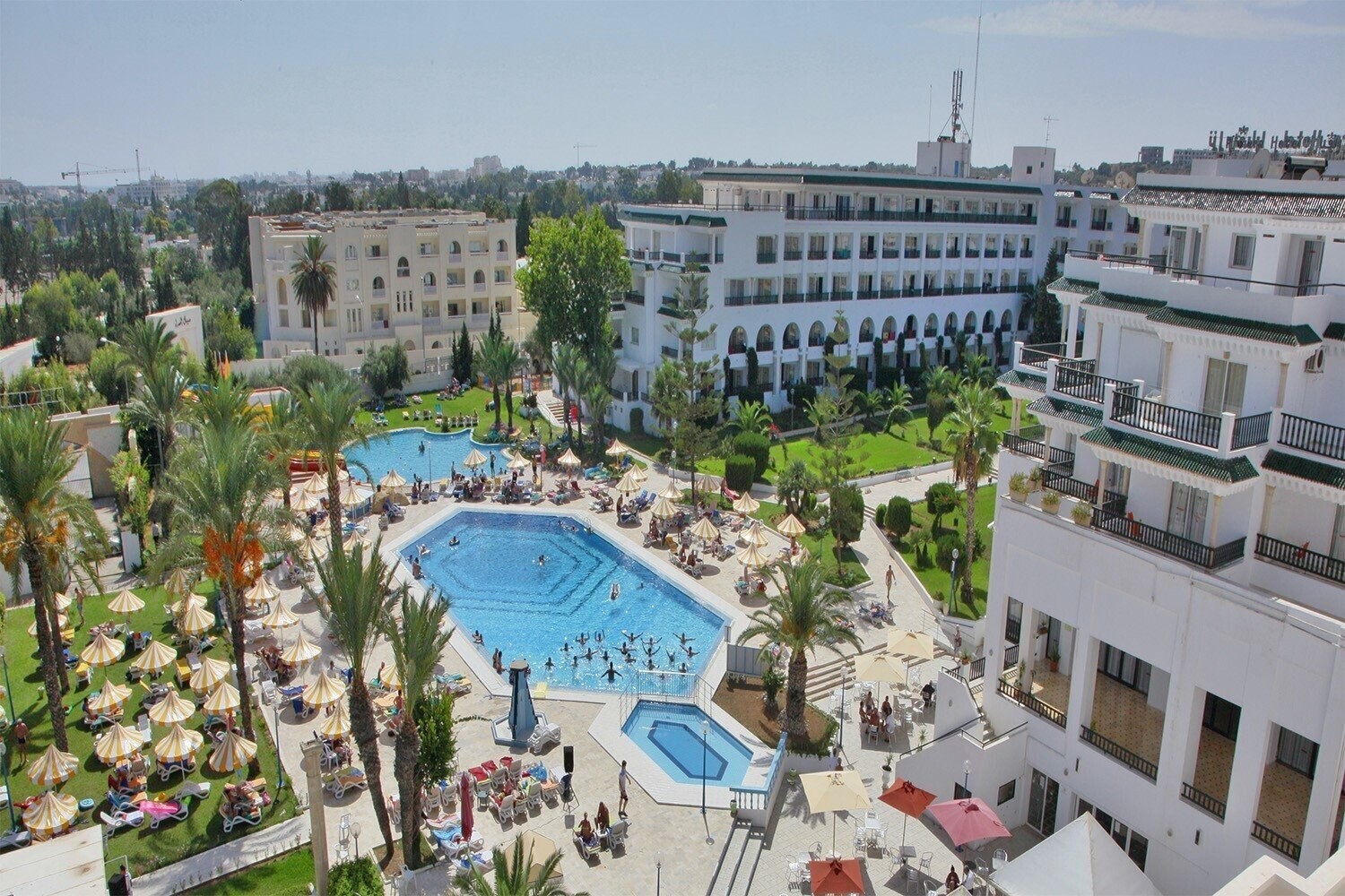 Отель Riviera Hotel 4*