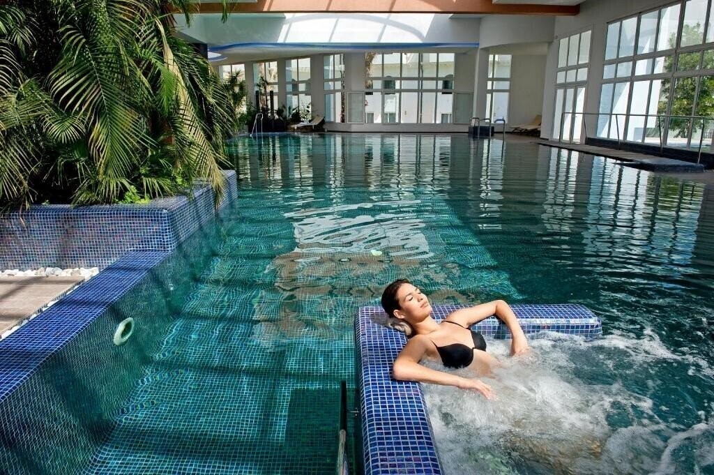Отель Tui Suneo Royal Kenz 4*