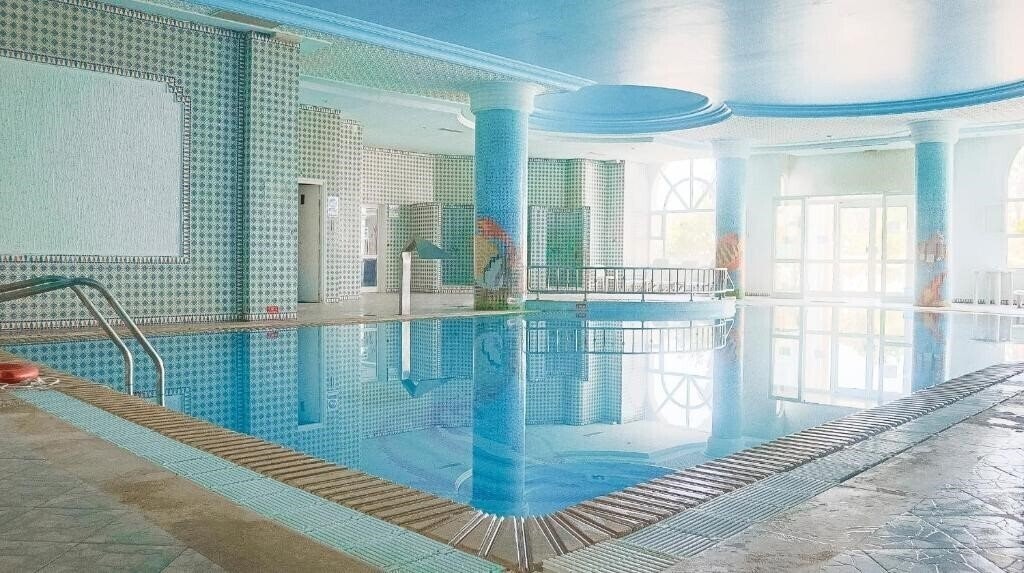 Фото Royal Jinene 4*