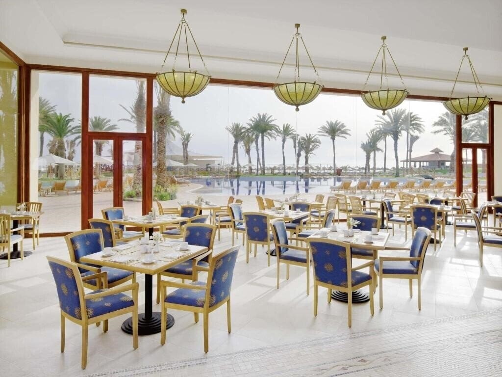 Фото Movenpick Resort & Marine SPA 5*