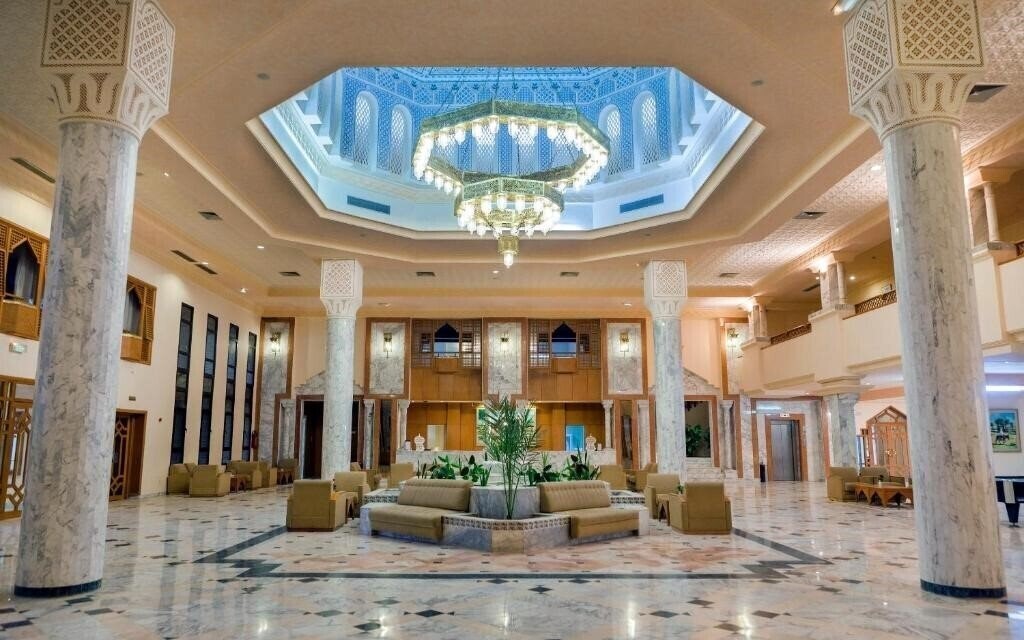 Готель El Mouradi Douz 4*