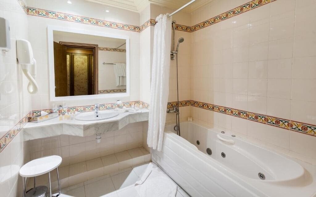 Фотографія El Mouradi Tozeur 4*