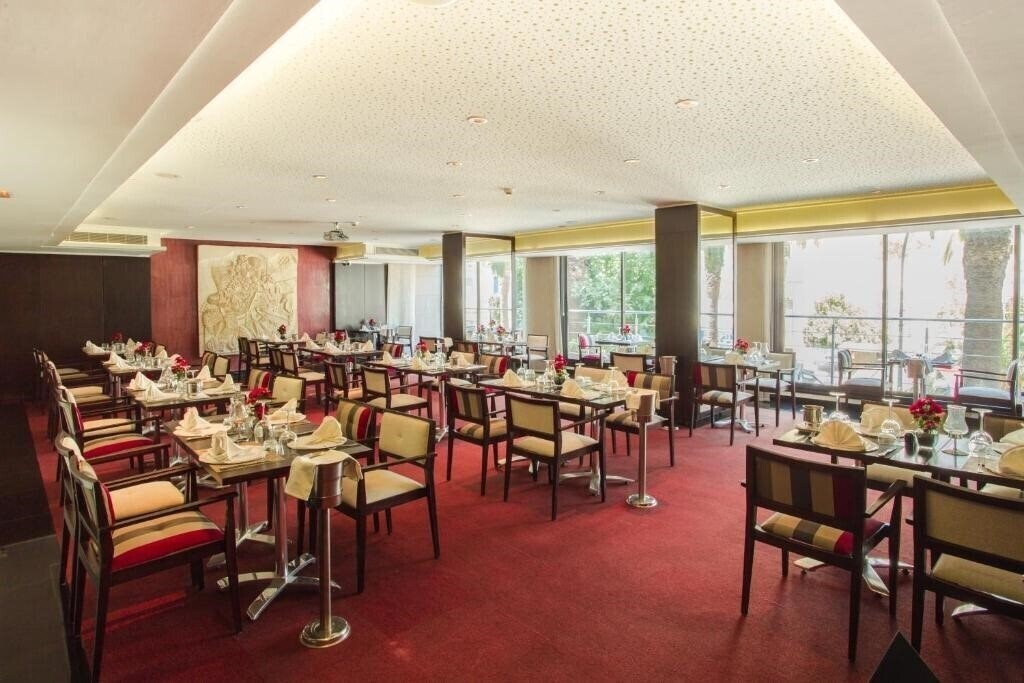 Изображение Belvedere Fourati 4*