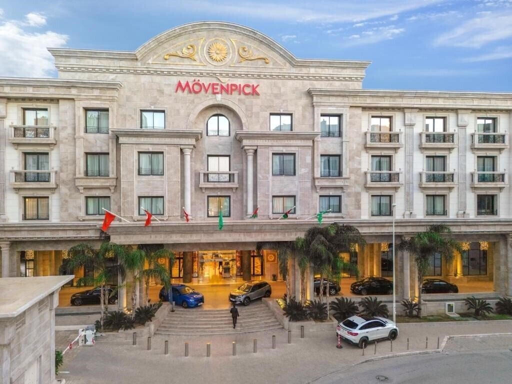 Готель Movenpick Hotel Du Lac Tunis 5*