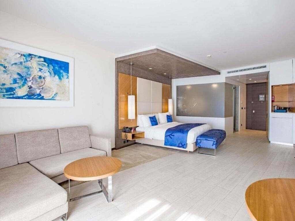 Фото Movenpick Hotel Du Lac Tunis 5*