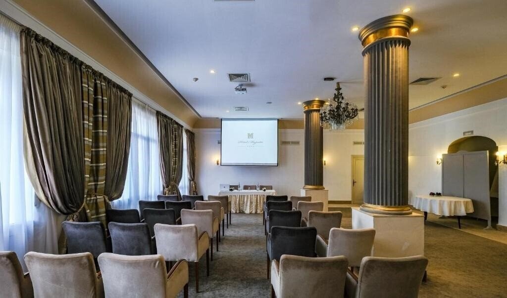 Картинка Hotel Majestic 4*