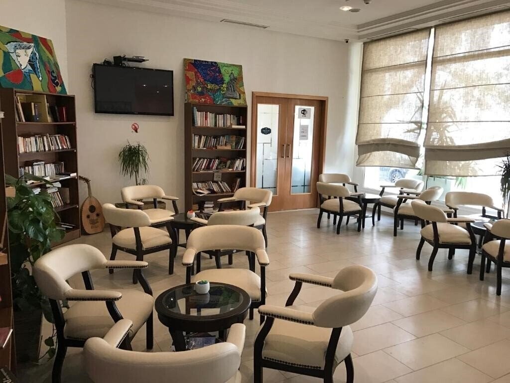 Готель Hotel Al Karmel 3*