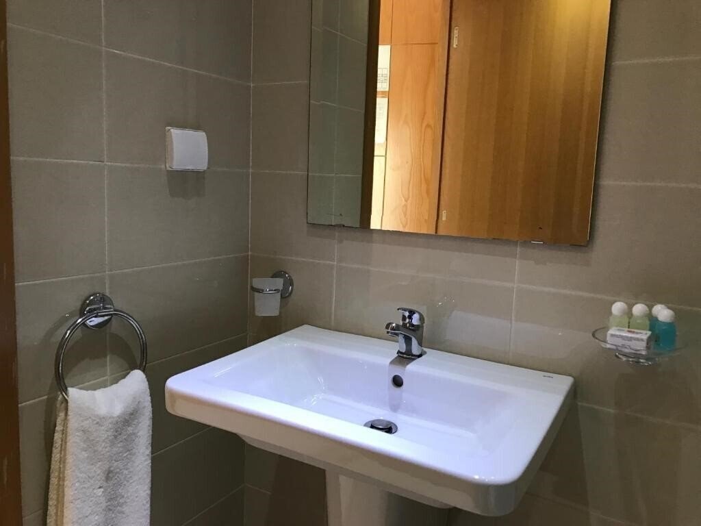 Фотографія Hotel Al Karmel 3*
