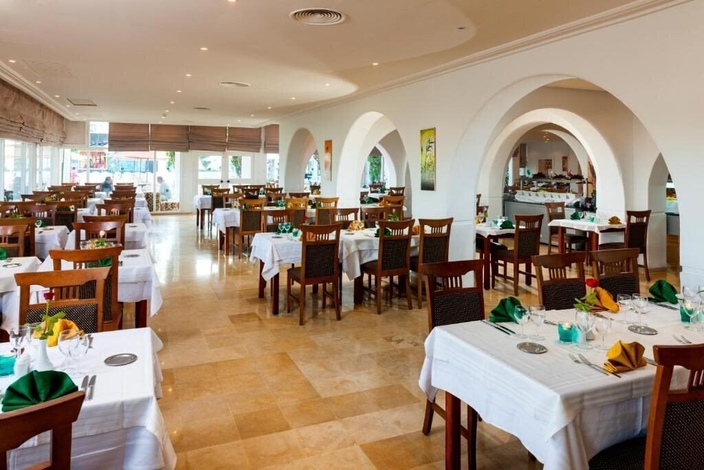 Изображение Sun Beach Resort Borj Sedria 4*