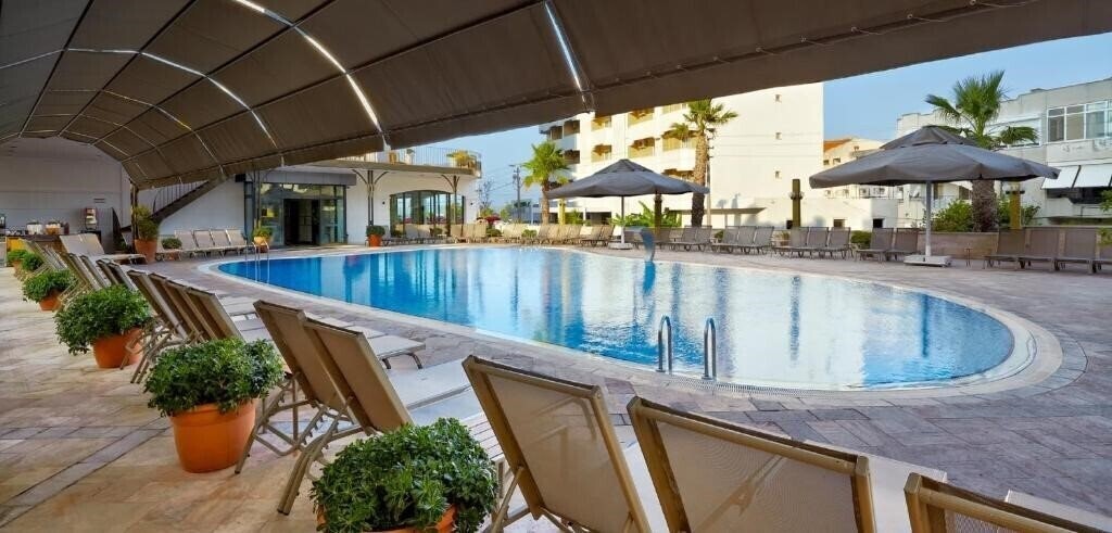 Фото Ayvalik Cinar Hotel 3*