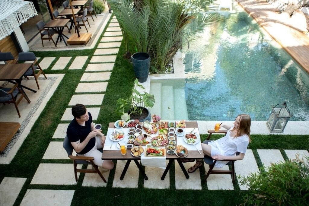 Зображення The ABC Hotel (ex. Hay Hotel) 2*