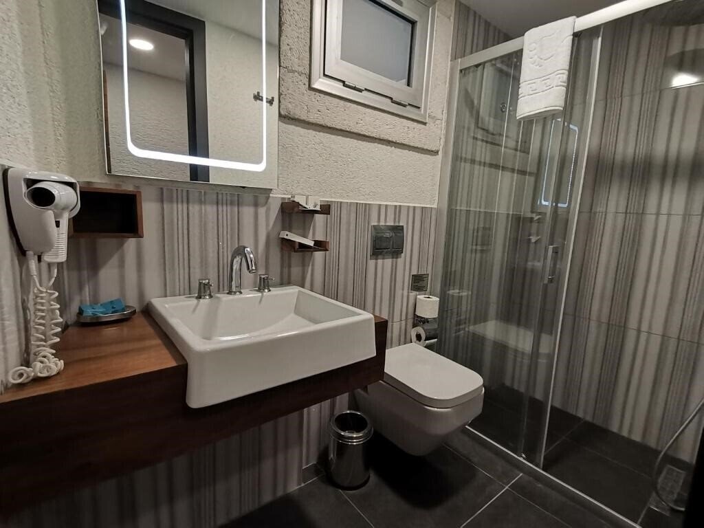 Картинка The ABC Hotel (ex. Hay Hotel) 2*