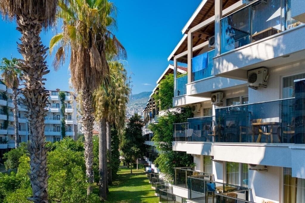 Отель Panorama Hotel 4*