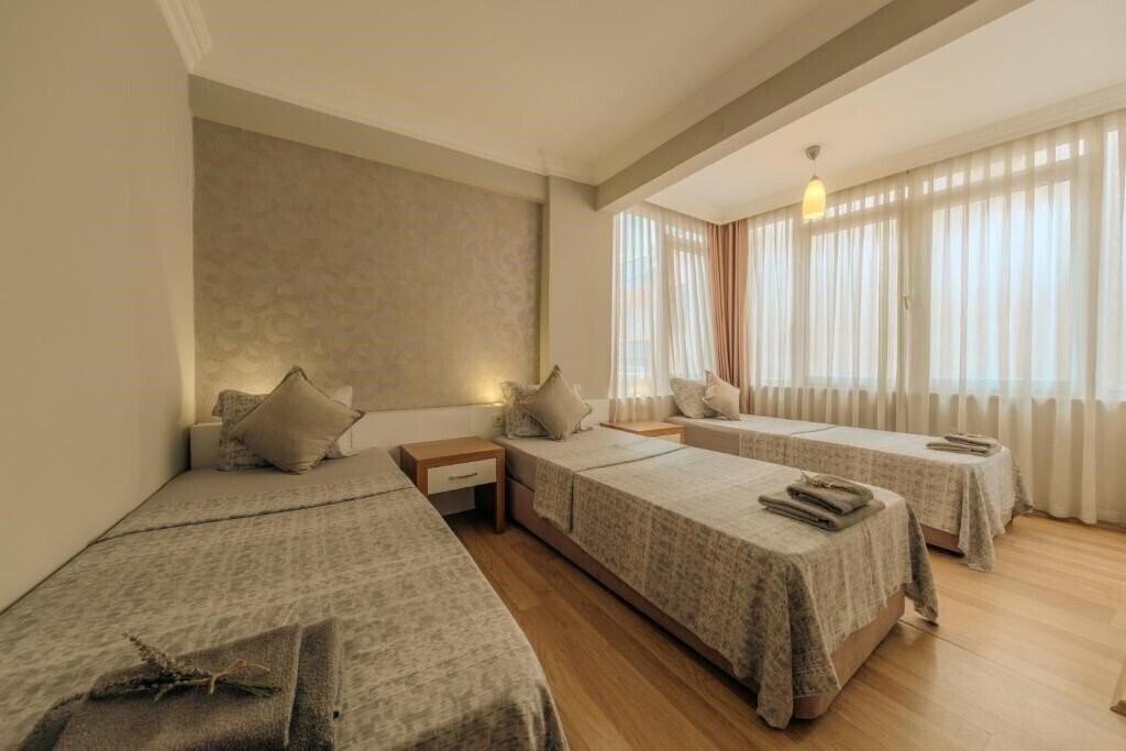 Фото Novis Hotel Cleopatra 3*