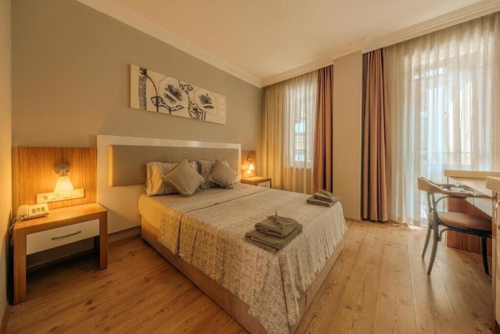 Фотографія Novis Hotel Cleopatra 3*