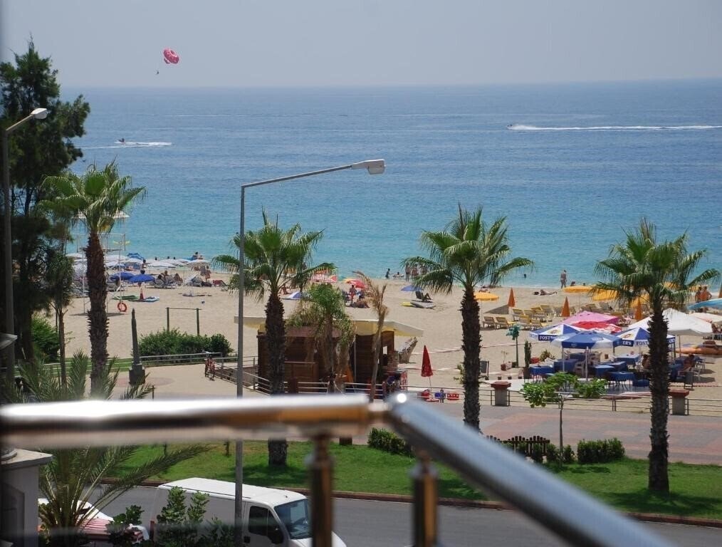 Готель Kleopatra Ikiz Otel 4*